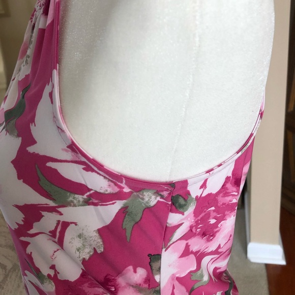 Beautiful INC top - Picture 3 of 10